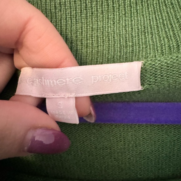 LIKE NEW Cashmere Project Green Off Shoulder Sweater Long Sleeve 100% Cashmere S - Picture 4 of 8